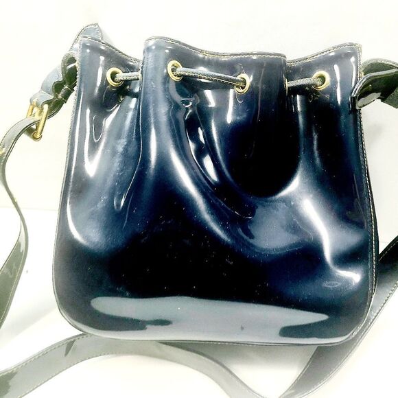 Valentino Garavani Leather Shoulder Bag - Picture 4 of 6